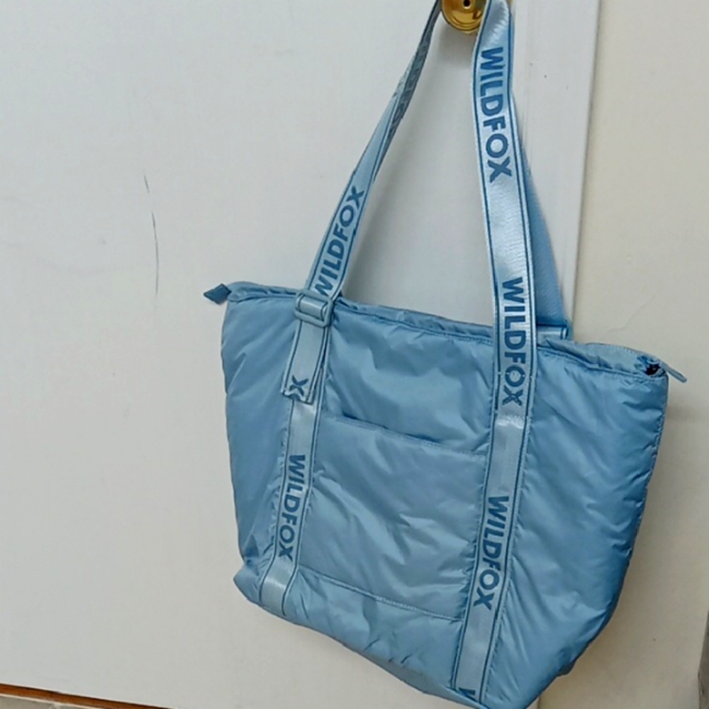 *Final Price* NWT WILDFOX Ziptop Tote Gym Yoga Pilates Fitness Bag